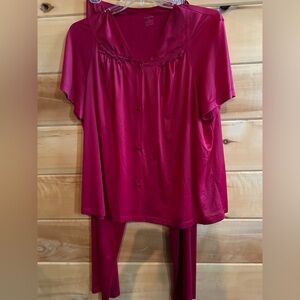 Women's Vanity Fair Pajamas size XL Sleepwear Set